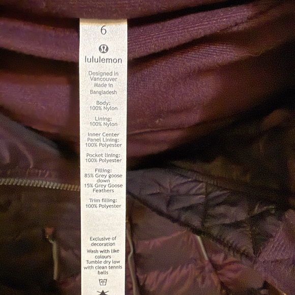 Lululemon Athletica Goose Down Hooded Puffer Jacket in Black Cherry (Burgundy) 6 - Picture 8 of 10